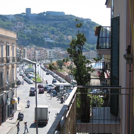 B&B Borgo Marinaro Pozzuoli Rum bild